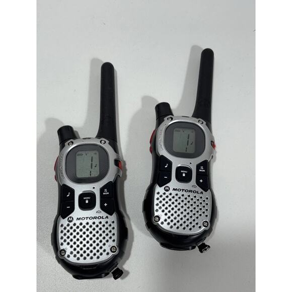 Motorola K7GMJBGJ Talkie 2 WAY Radios NO Dock Charger - Picture 1 of 6